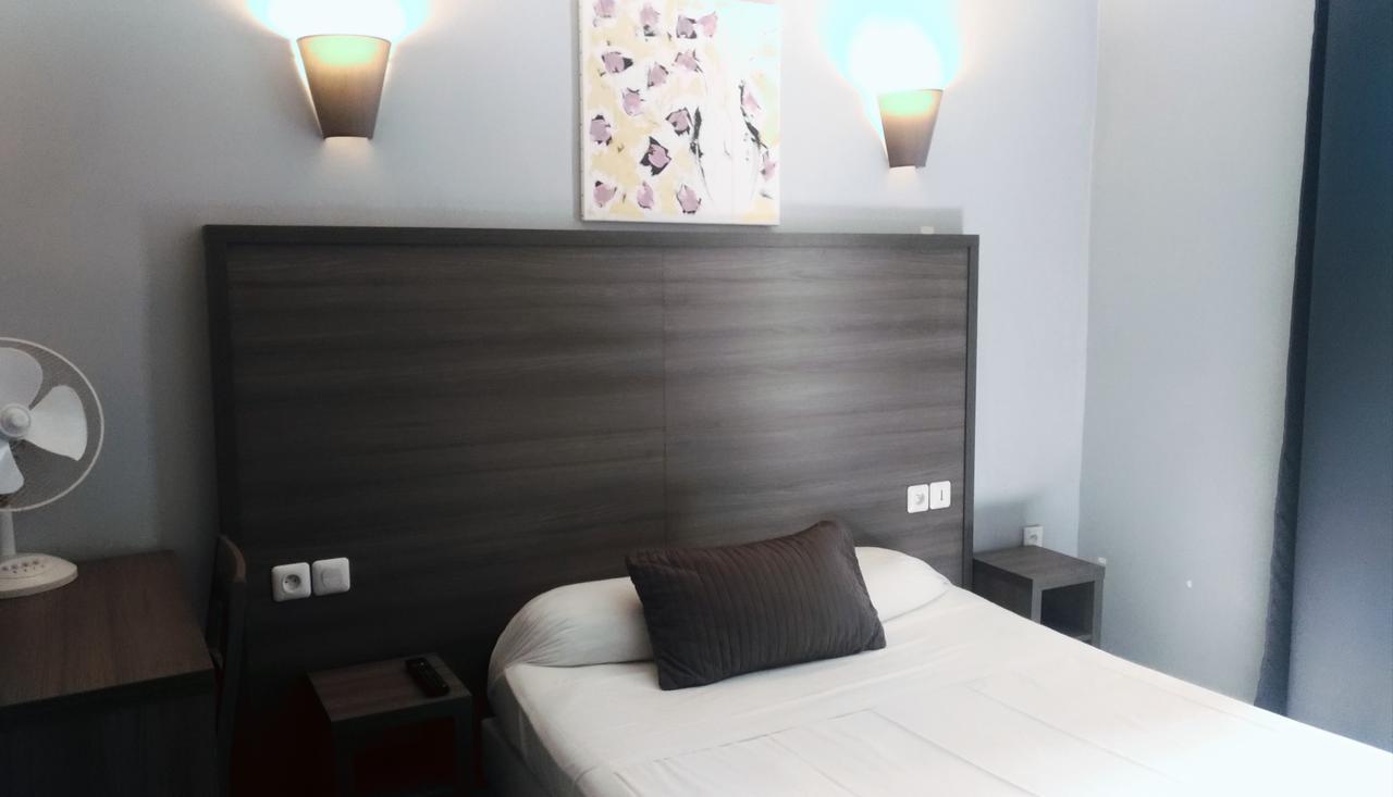 Hotel Du Globe 18 2*