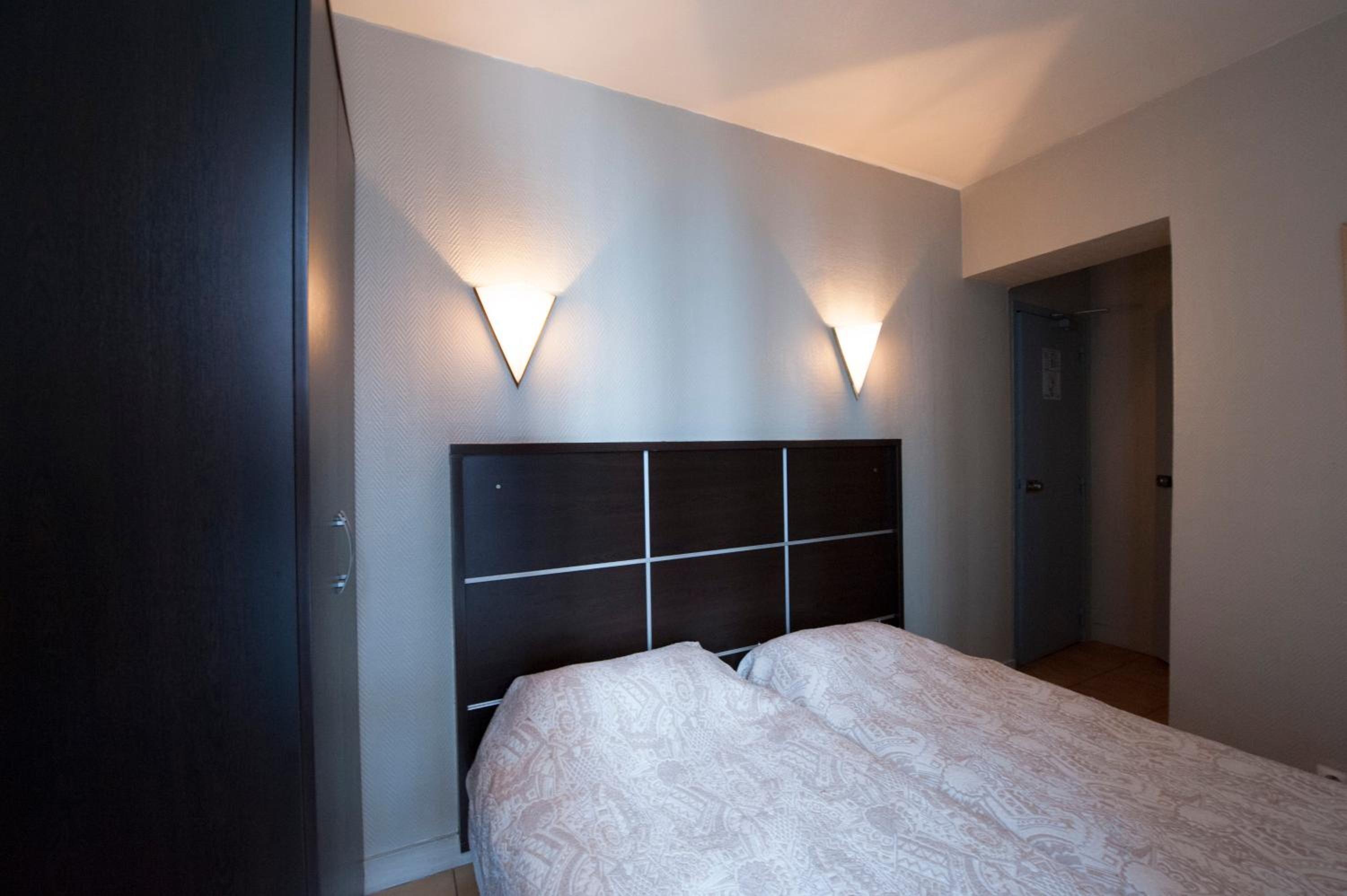 Hotel Du Globe 18 2*